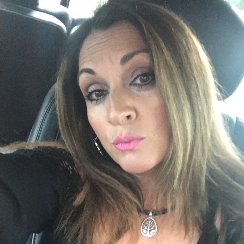 Meet your Posher, Paula
